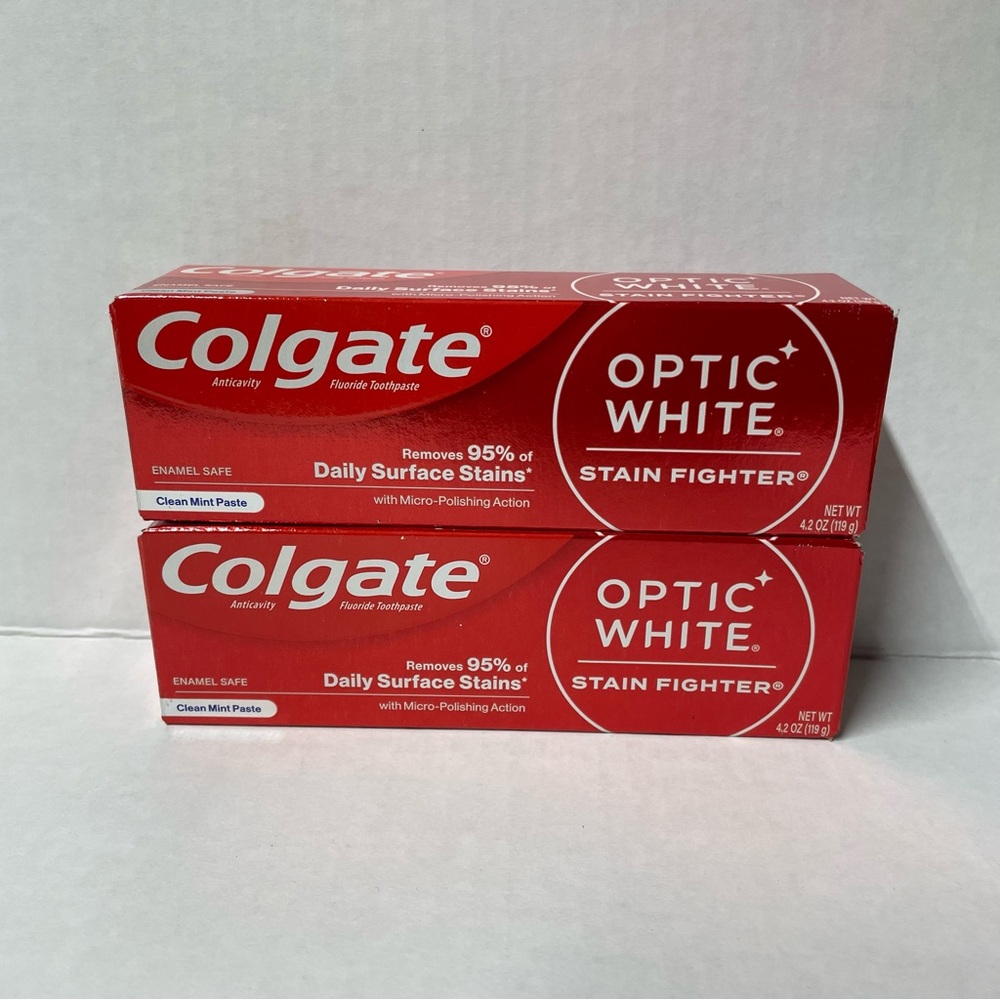 ♣️$6♣️ Colgate optic white 4.2 oz, bundle of 2